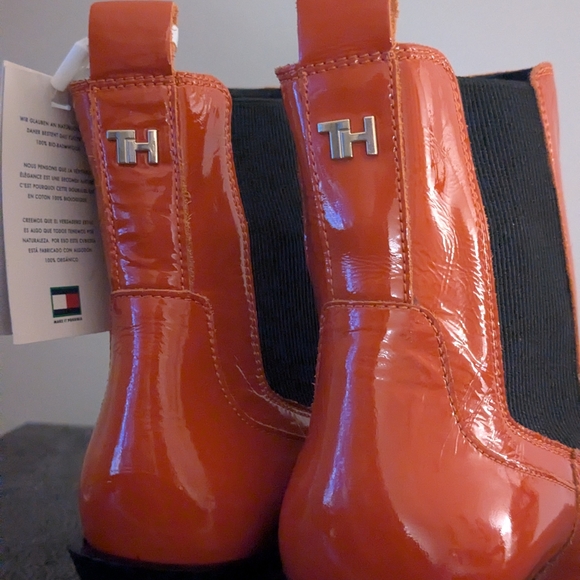 Tommy Hilfiger Orange Ankle Boots with Gold Hardware - Picture 5 of 6